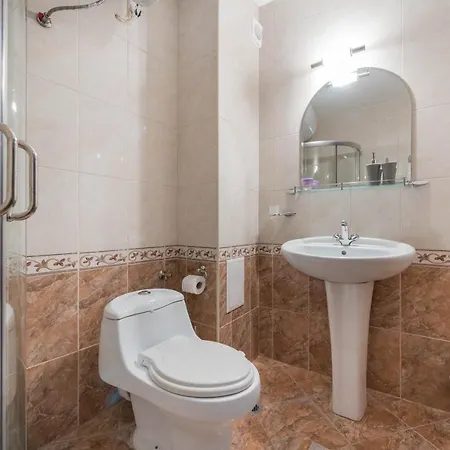 One Bedroom In Purpurna Zvezda Appartamento