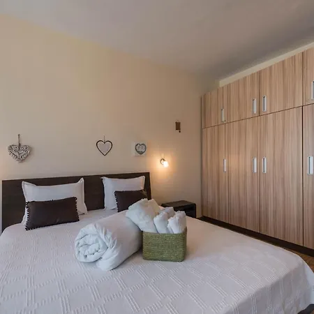 One Bedroom In Purpurna Zvezda Apartament